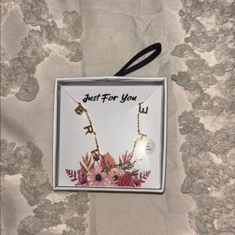 Gold 'BREATHE' Necklace